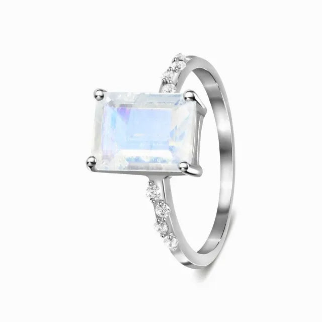 Aurora Mondstein Ring - Intuition & Weiblichkeit  Dein Heiliges Chakra   