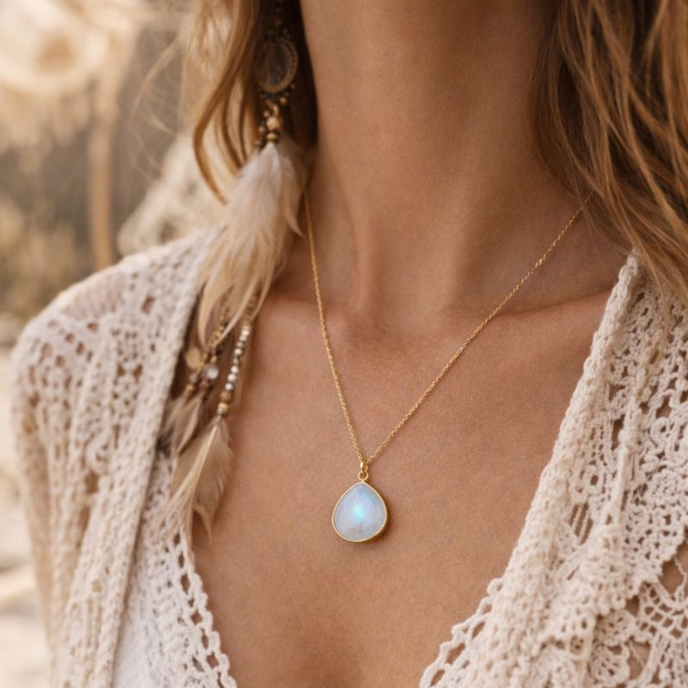 The Trop Mondstein Halskette - Weibliche Energie Halskette Dein Heiliges Chakra