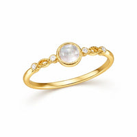 Mondstein Ring - Feminine Energie