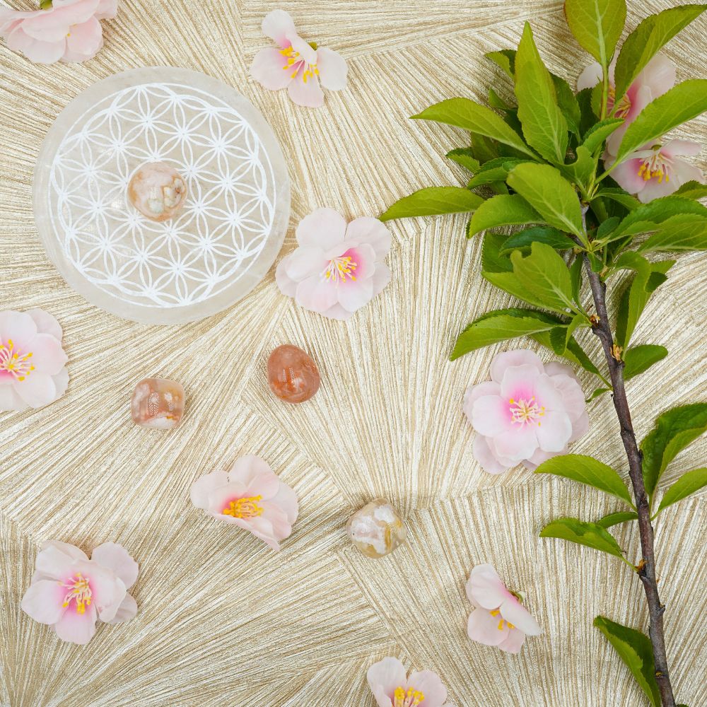 
                  
                    KIRSCHBLÜTEN ACHAT Trommelstein - Ruhe und Harmonie Kristalle Dein Heiliges Chakra
                  
                