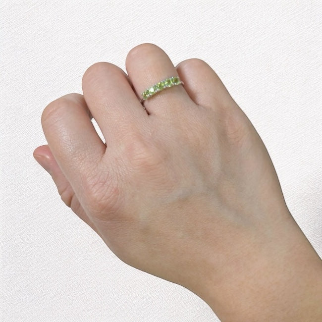 
                  
                    PERIDOT Ring - Wohlstand Ringe Dein Heiliges Chakra
                  
                